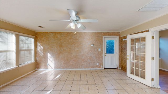 4936 Cockrell Avenue, Fort Worth, TX 76133