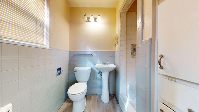 4936 Cockrell Avenue, Fort Worth, TX 76133