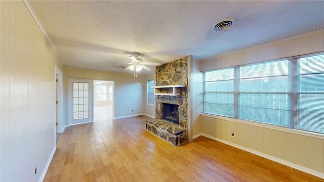 4936 Cockrell Avenue, Fort Worth, TX 76133