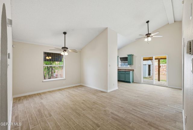 10385 Valle Fertil Drive, Socorro, TX 79927