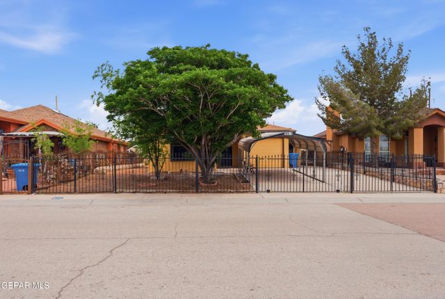 10385 Valle Fertil Drive, Socorro, TX 79927