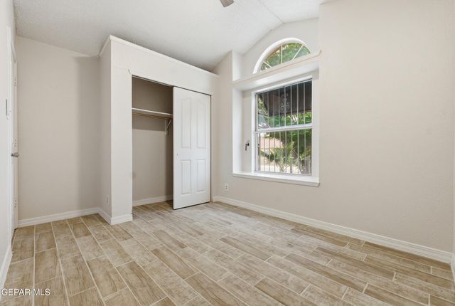 10385 Valle Fertil Drive, Socorro, TX 79927