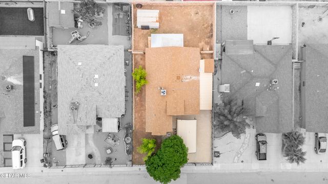 10385 Valle Fertil Drive, Socorro, TX 79927