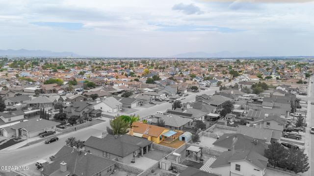 10385 Valle Fertil Drive, Socorro, TX 79927