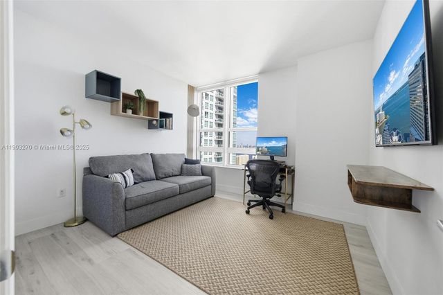 951 Brickell Ave 3504, Miami, FL 33131