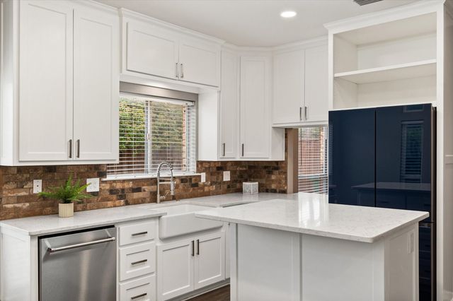 5401 Emerald Park Boulevard, Arlington, TX 76017