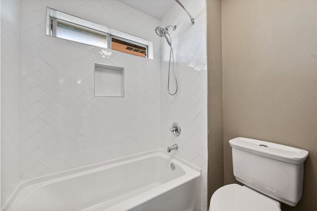 5401 Emerald Park Boulevard, Arlington, TX 76017