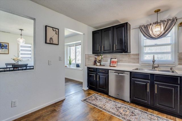 400 W Hollywood St, Wichita, KS 67217