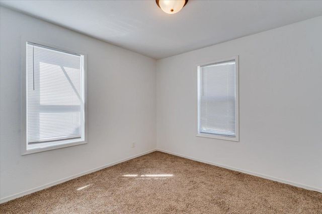 400 W Hollywood St, Wichita, KS 67217