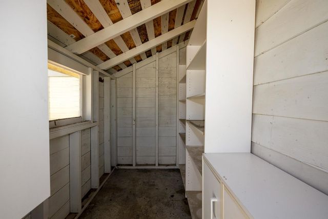 225 Fresno Ave, Modesto, CA 95351