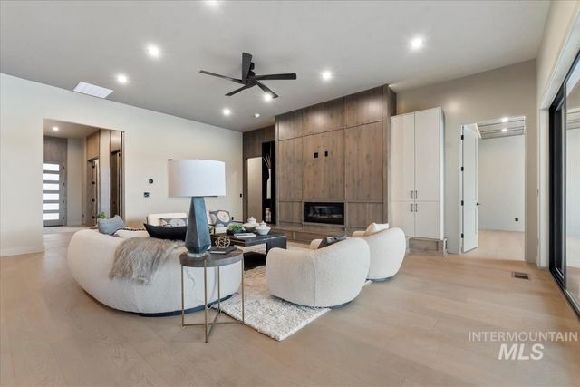 3415 N Harvest Moon Way, Eagle, ID 83616