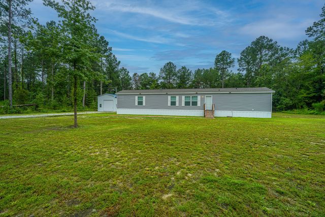 204 Wyman Road, Eutawville, SC 29048