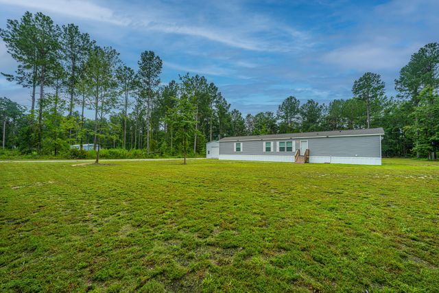 204 Wyman Road, Eutawville, SC 29048