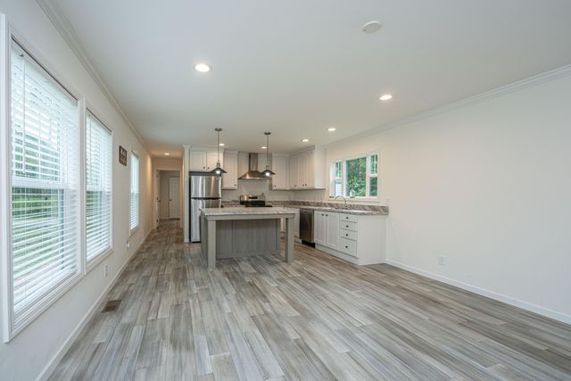 204 Wyman Road, Eutawville, SC 29048