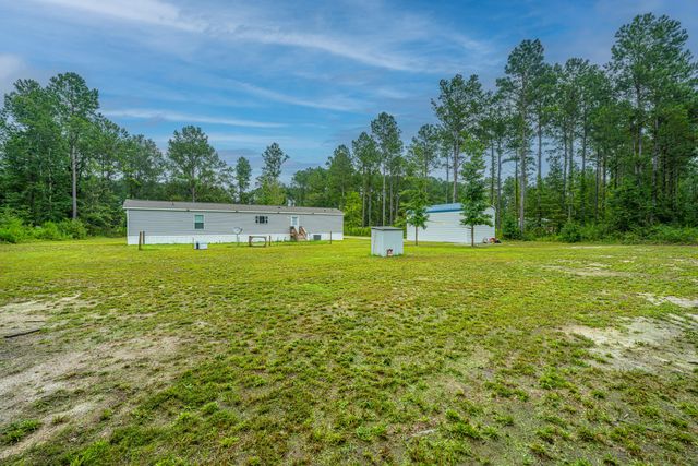 204 Wyman Road, Eutawville, SC 29048