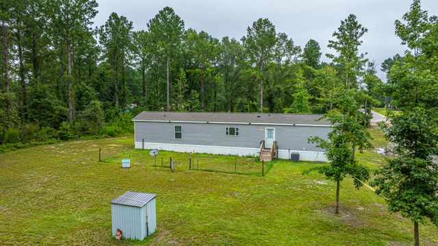 204 Wyman Road, Eutawville, SC 29048
