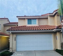 10889 Creekbridge Pl, San Diego, CA 92128
