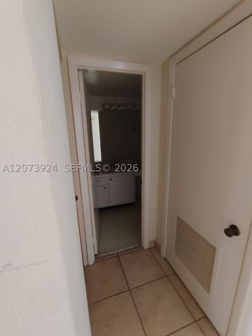 2780 NE 183rd St 1402, Aventura, FL 33160