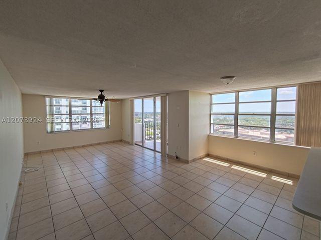 2780 NE 183rd St 1402, Aventura, FL 33160