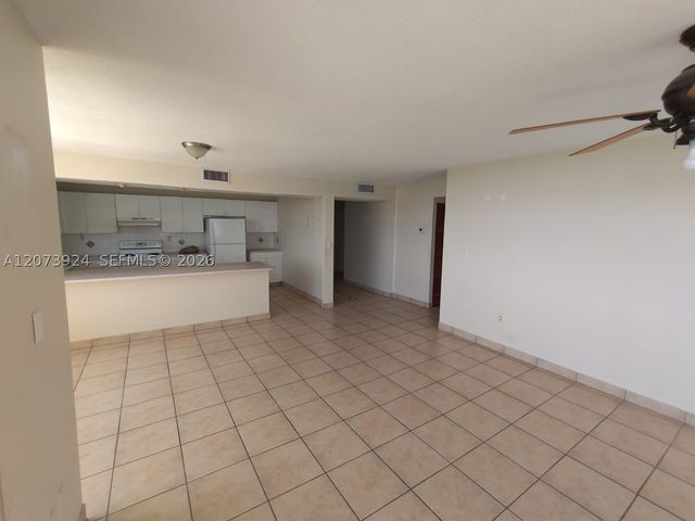2780 NE 183rd St 1402, Aventura, FL 33160