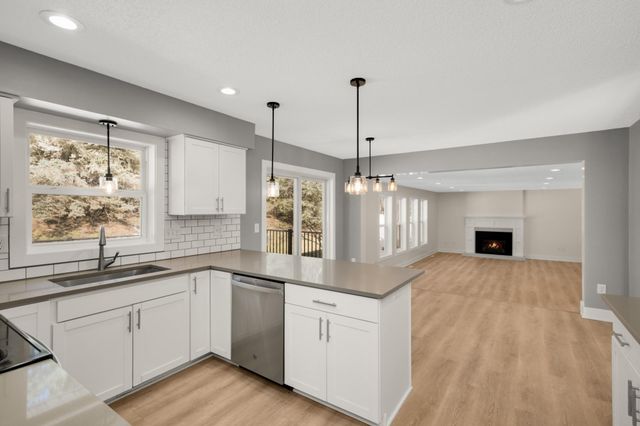 16795 Illinois Avenue, Lakeville, MN 55044