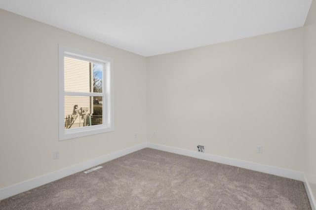 16795 Illinois Avenue, Lakeville, MN 55044