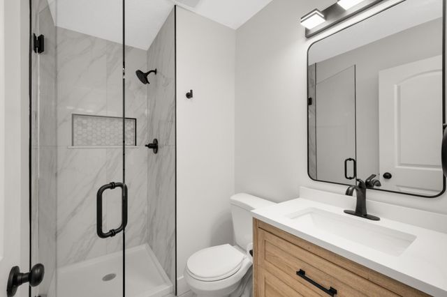 16795 Illinois Avenue, Lakeville, MN 55044