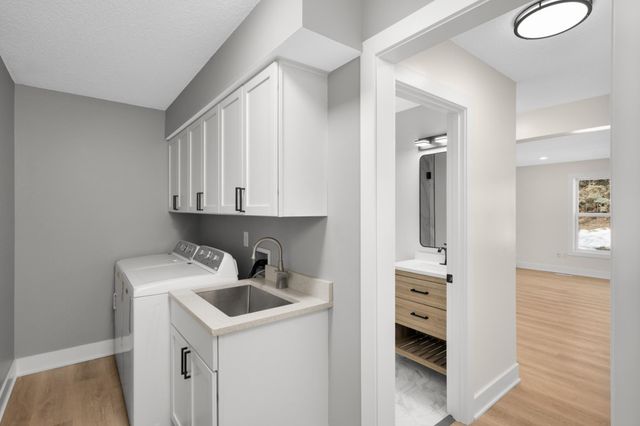 16795 Illinois Avenue, Lakeville, MN 55044