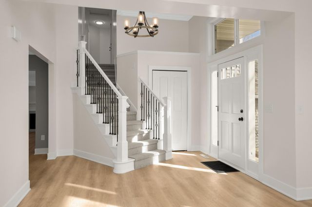 16795 Illinois Avenue, Lakeville, MN 55044