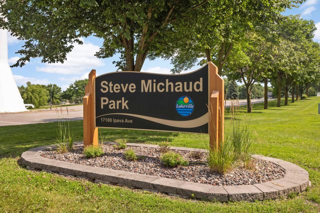 16795 Illinois Avenue, Lakeville, MN 55044