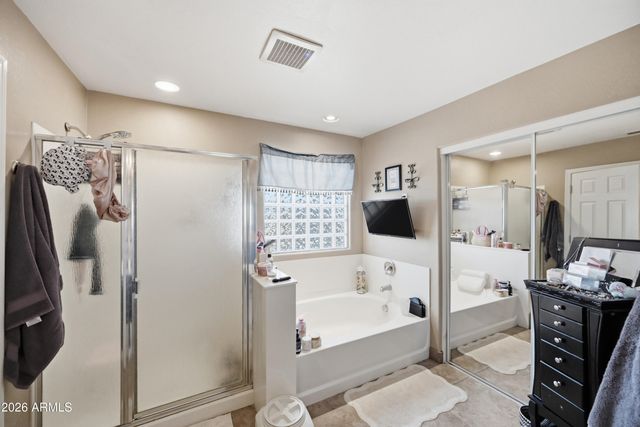 893 E COTTON FARM Lane, San Tan Valley, AZ 85140