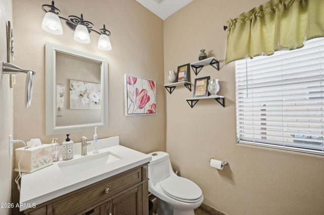 893 E COTTON FARM Lane, San Tan Valley, AZ 85140