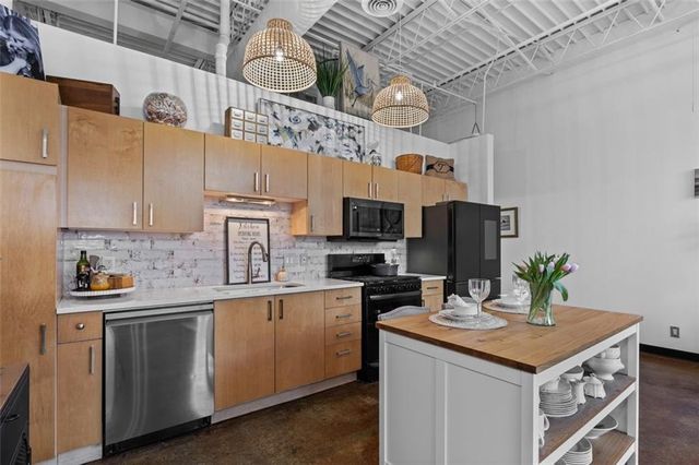 5200 Peachtree Road 2114, Chamblee, GA 30341