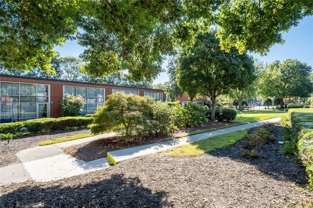 5200 Peachtree Road 2114, Chamblee, GA 30341