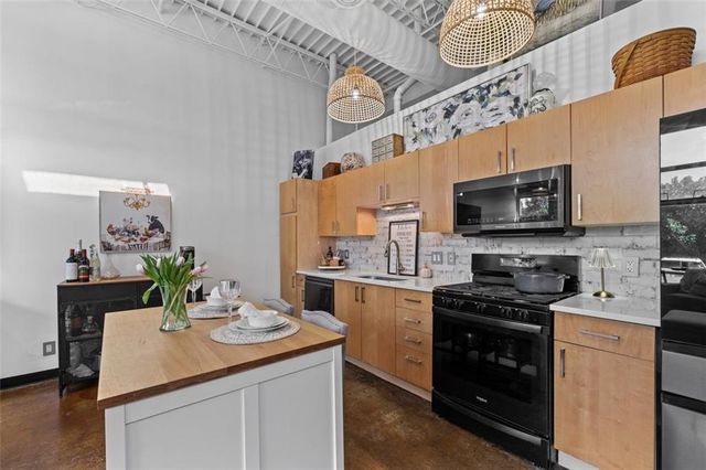 5200 Peachtree Road 2114, Chamblee, GA 30341