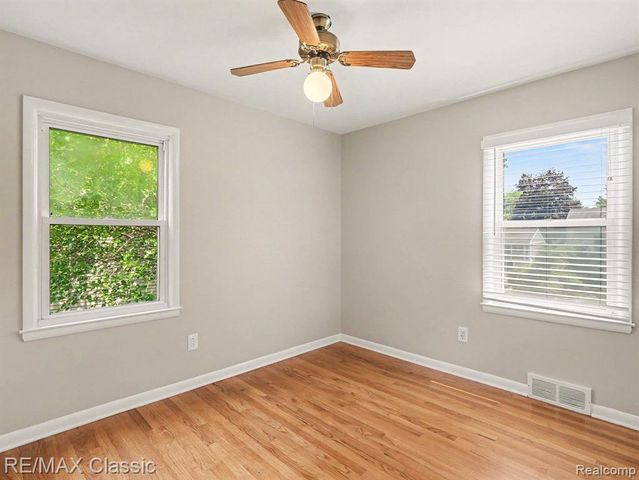 2105 Charlton Avenue, Ann Arbor, MI 48103
