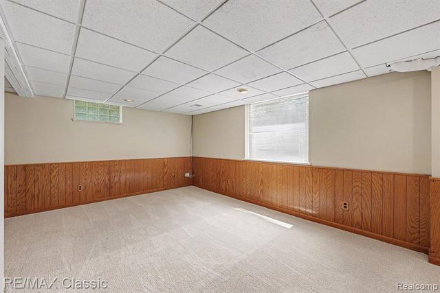 2105 Charlton Avenue, Ann Arbor, MI 48103