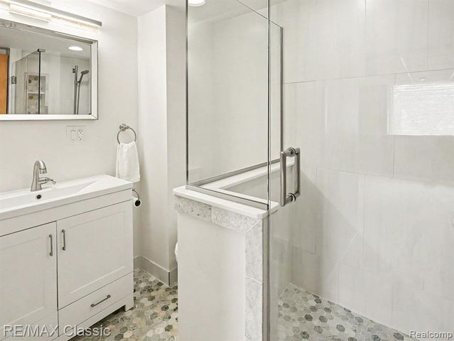2105 Charlton Avenue, Ann Arbor, MI 48103