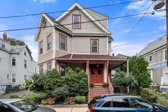 82 Tuttle St 1, Boston, MA 02125