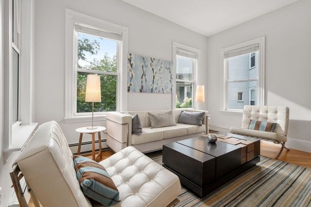 82 Tuttle St 1, Boston, MA 02125