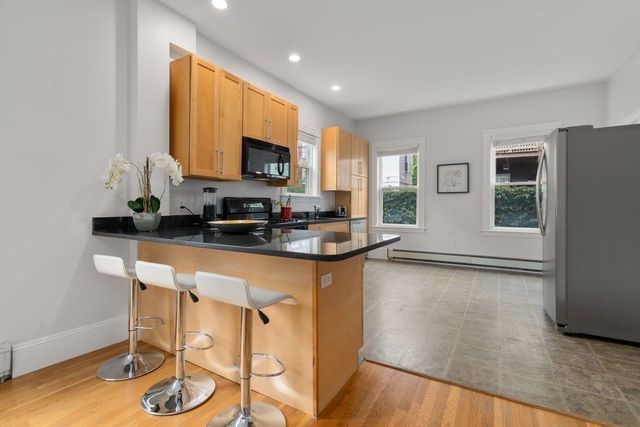 82 Tuttle St 1, Boston, MA 02125