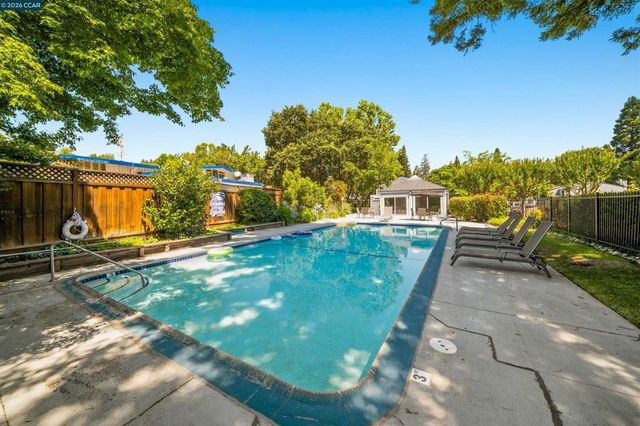 644 Hartley Dr, Danville, CA 94526