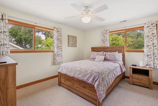 25138 W Lake Avenue, Ingleside, IL 60041