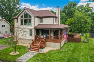 25138 W Lake Avenue, Ingleside, IL 60041