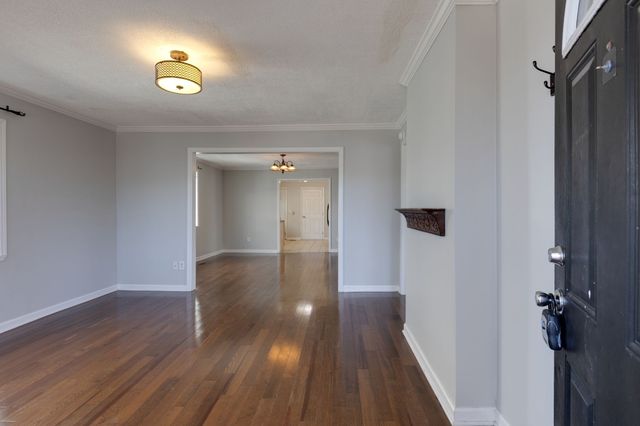 2412 Chapel Ave, Nashville, TN 37206