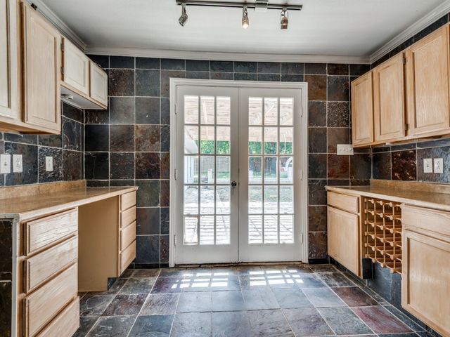 3836 Diamond Loch E, North Richland Hills, TX 76180
