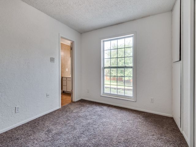 3836 Diamond Loch E, North Richland Hills, TX 76180