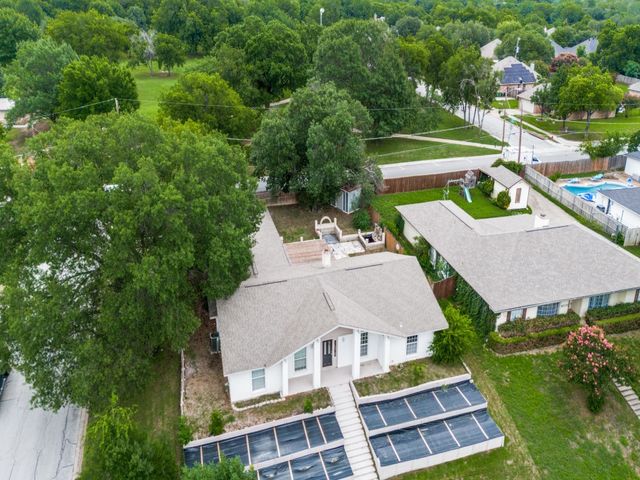3836 Diamond Loch E, North Richland Hills, TX 76180