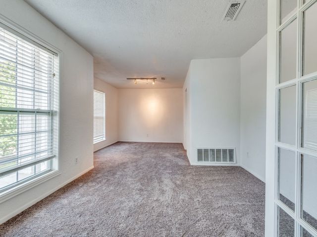 3836 Diamond Loch E, North Richland Hills, TX 76180