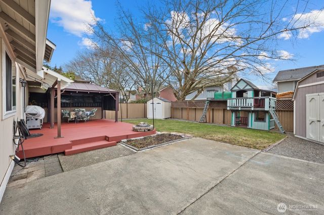 27928 122nd Place SE, Kent, WA 98030